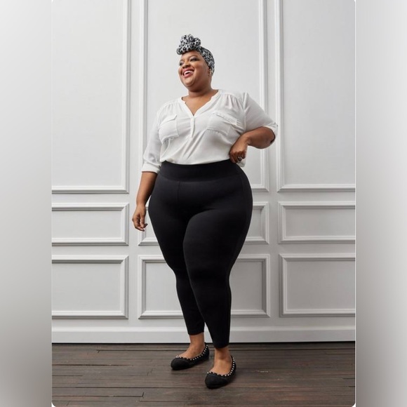 TORRID PIXIE SKINNY STUDIO LUXE PONTE HIGH-RISE PANT - Picture 2 of 8